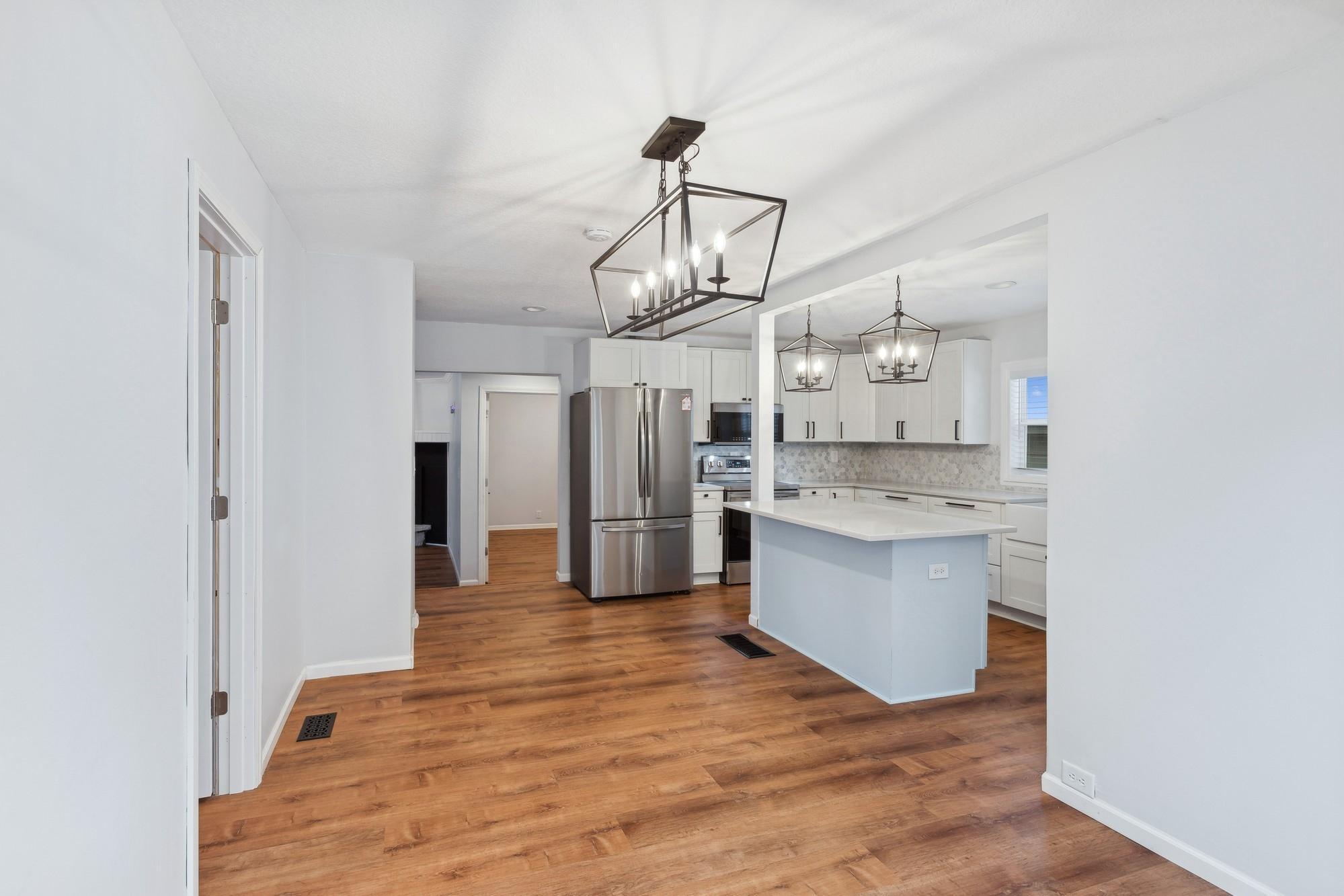 2918 County Road 101 Wayzata, MN 55391 - Photo 5 of 23