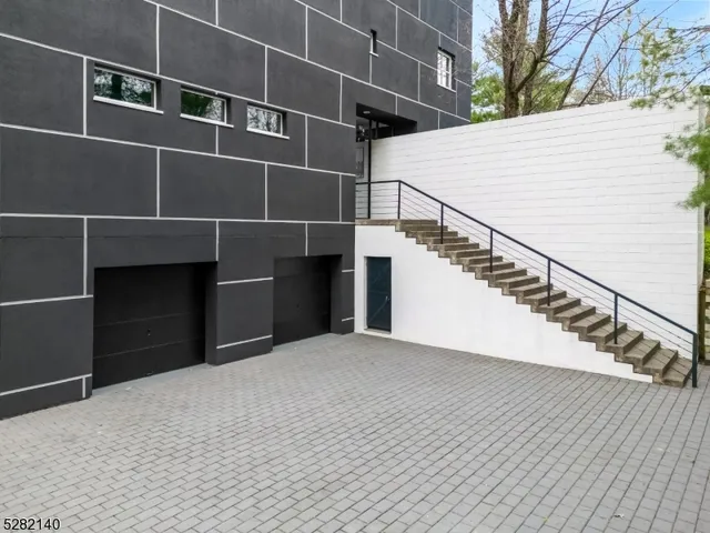 a view of outdoor space