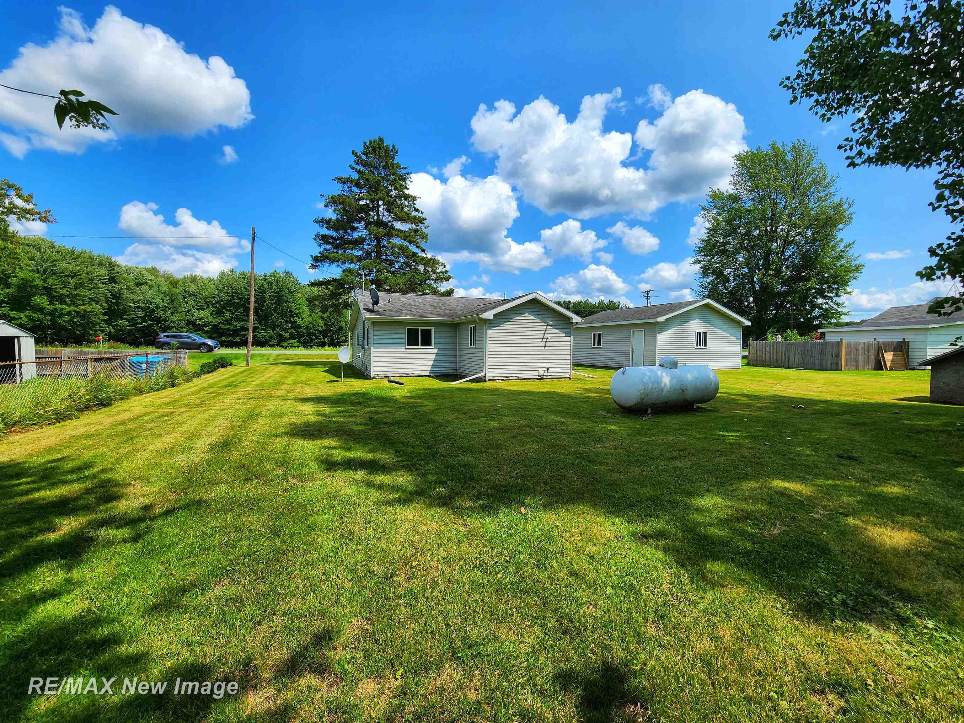 4460 South Sasse Road Hemlock, MI 48626 - Photo 17 of 22