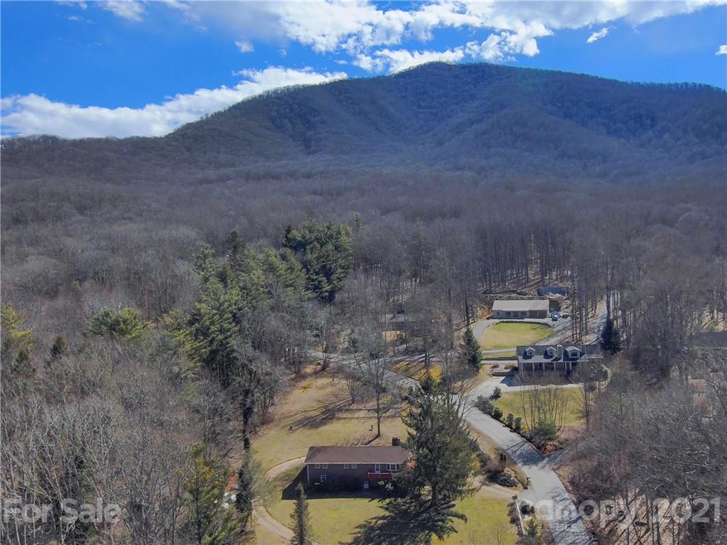 291 Timberlane Road Waynesville, NC 28786 - Photo 34 of 35 Gallery Image 34