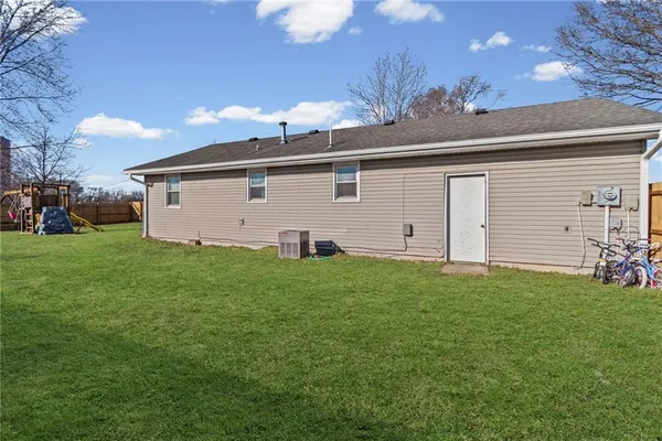 $160,000 | 205 North Coats Street, Norborne, MO 64668