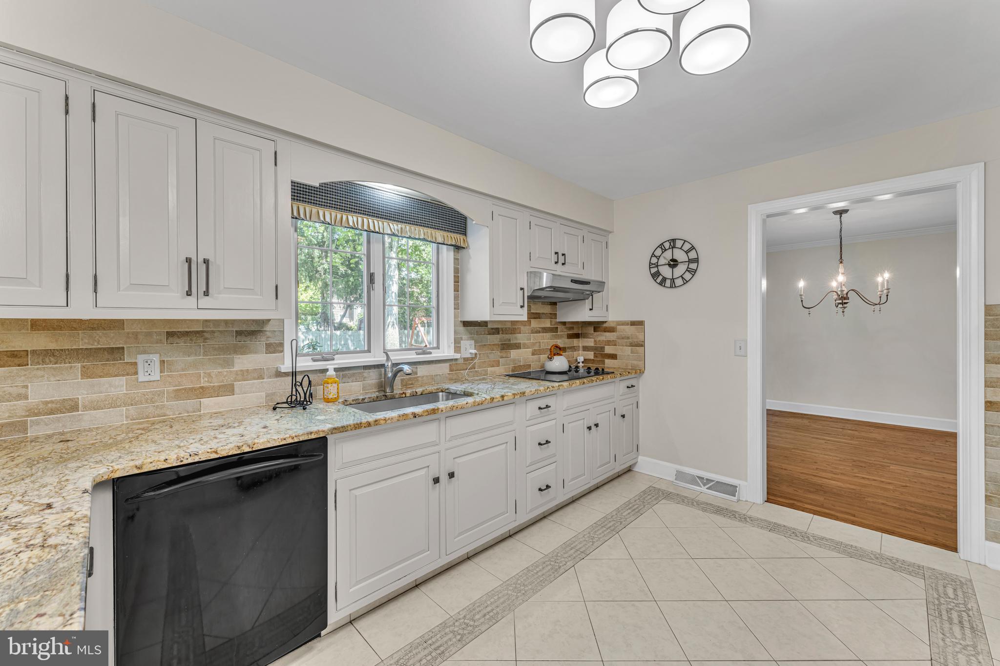 1192 Riviera Boulevard Vineland, NJ 08361 - Photo 14 of 66