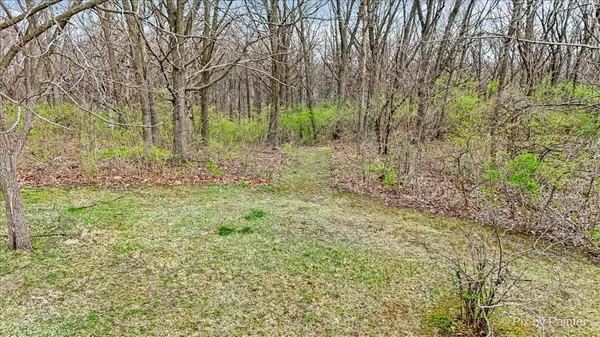 $750,000 | 1310 South Fleming Road, Bull Valley, IL 60098