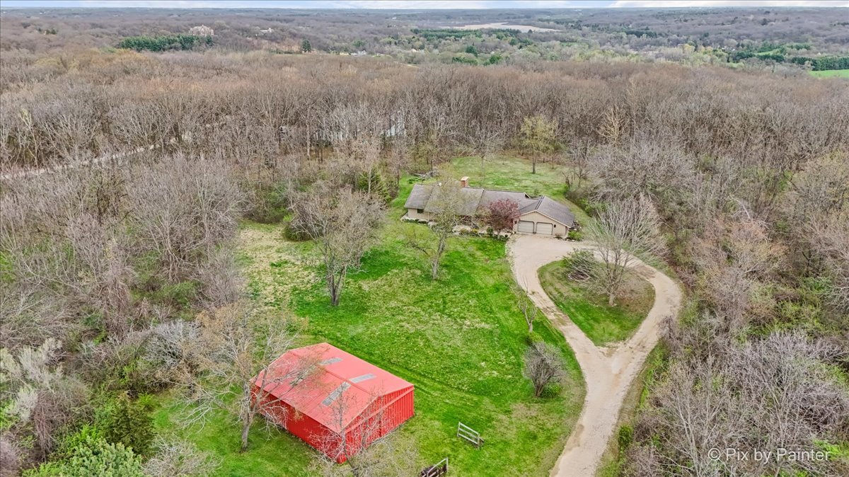 1310 South Fleming Road Bull Valley, IL 60098 - Photo 5 of 55