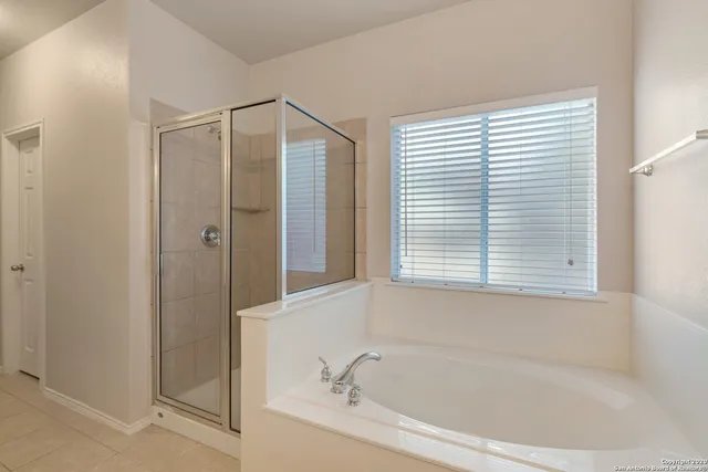 $3,250 | 133 Deerwood Oaks, Boerne, TX 78006