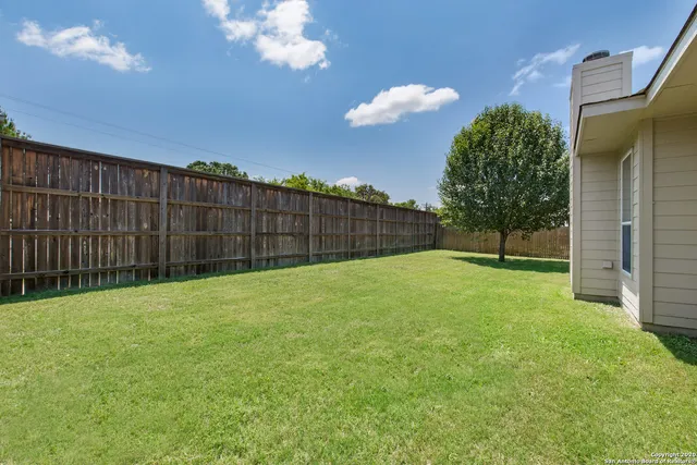 $3,250 | 133 Deerwood Oaks, Boerne, TX 78006