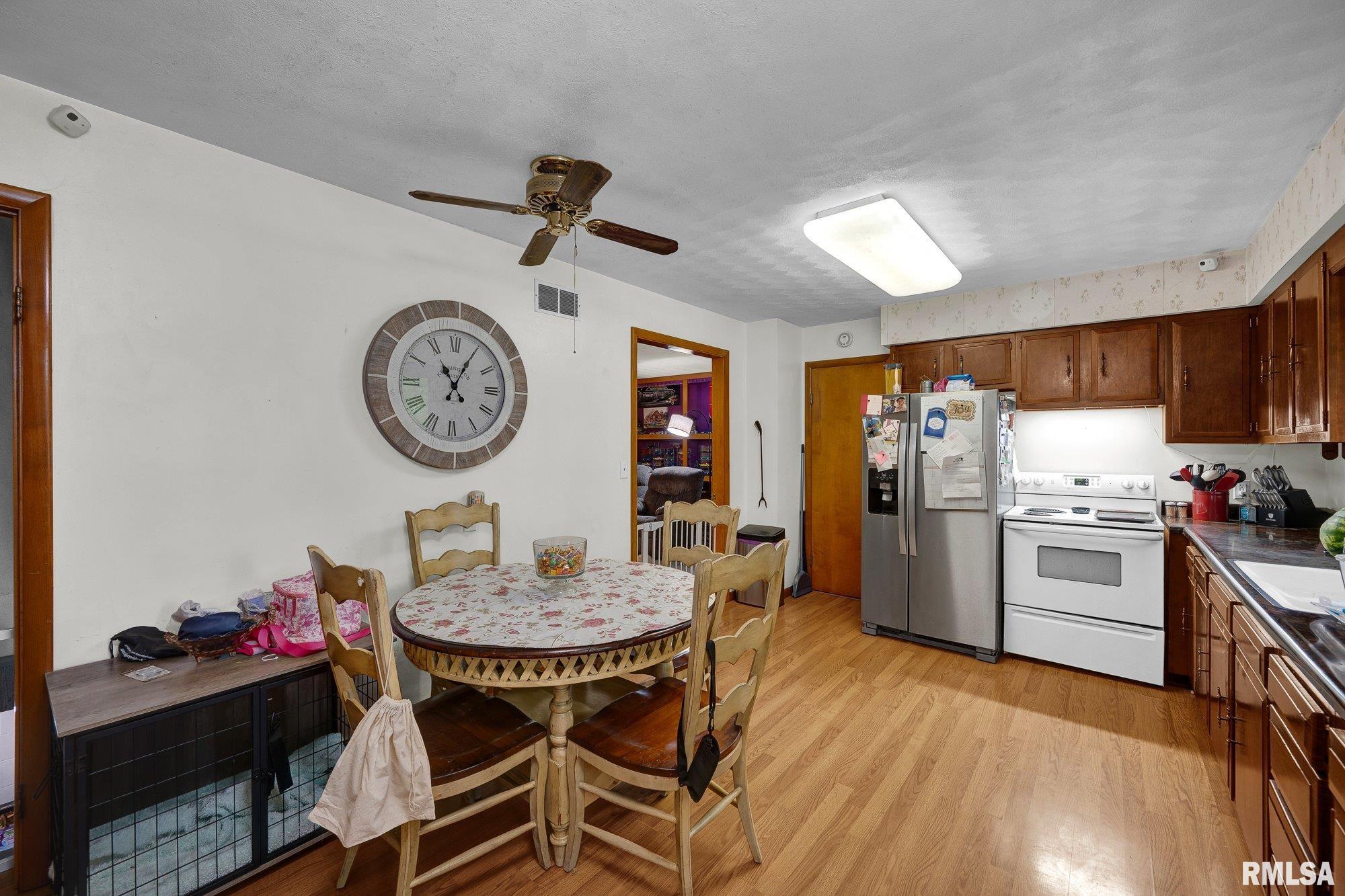 101 Della Street Spring Bay, IL 61611 - Photo 10 of 41 Gallery Image 10