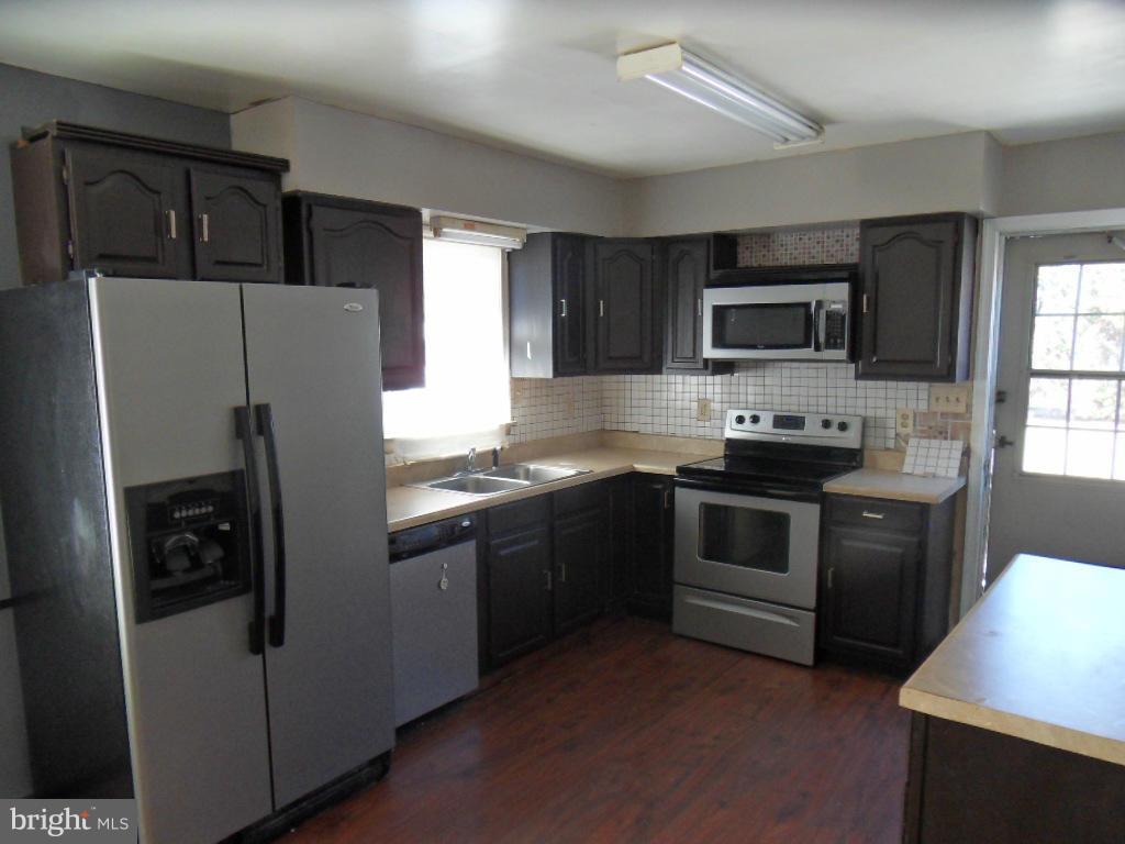 5995 Windsor Road Rhodesdale, MD 21659 - Photo 3 of 27 Kitchen