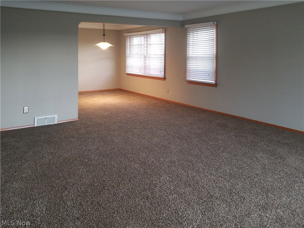 4376 Tiedeman Road Cleveland, OH 44144 - Photo 2 of 32 Gallery Image 2