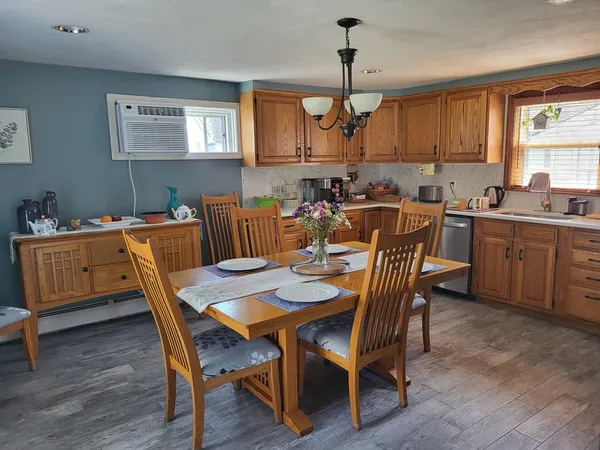 $435,000 | 200 Underwood Avenue, Warwick, RI 02888