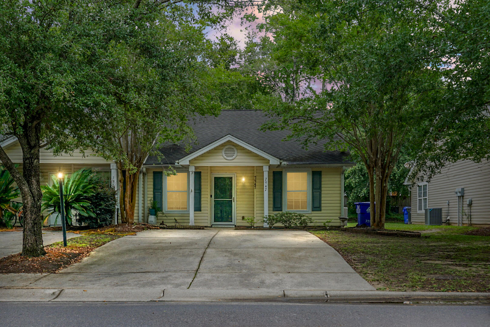7947 Vermont Road North Charleston, SC 29418 - Photo 2 of 23 Evening