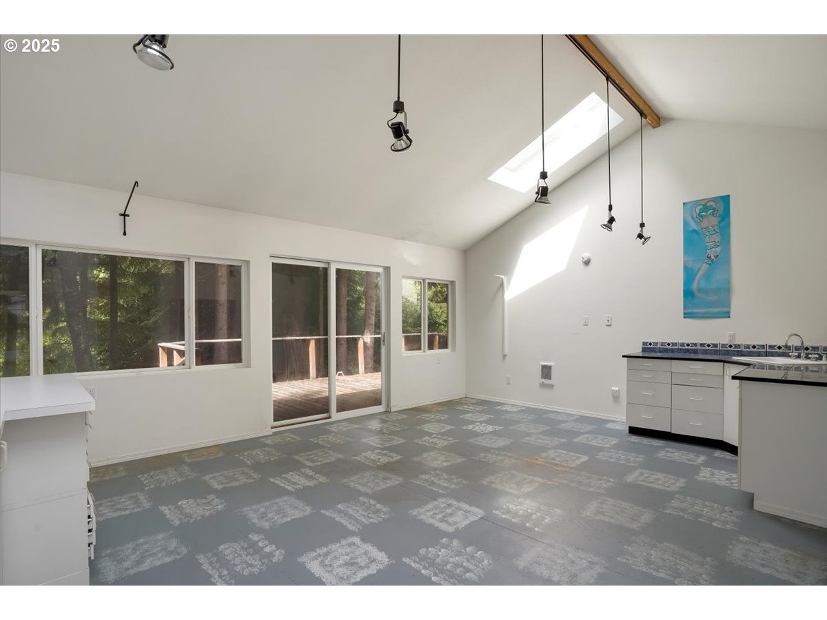 90 Seagrove Loop Lincoln City, OR 97367 - Photo 24 of 43