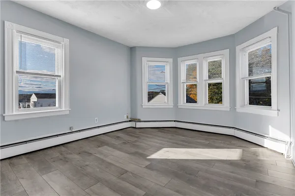 $1,700 | 78 Old Oak Avenue, Unit 2, Cranston, RI 02920