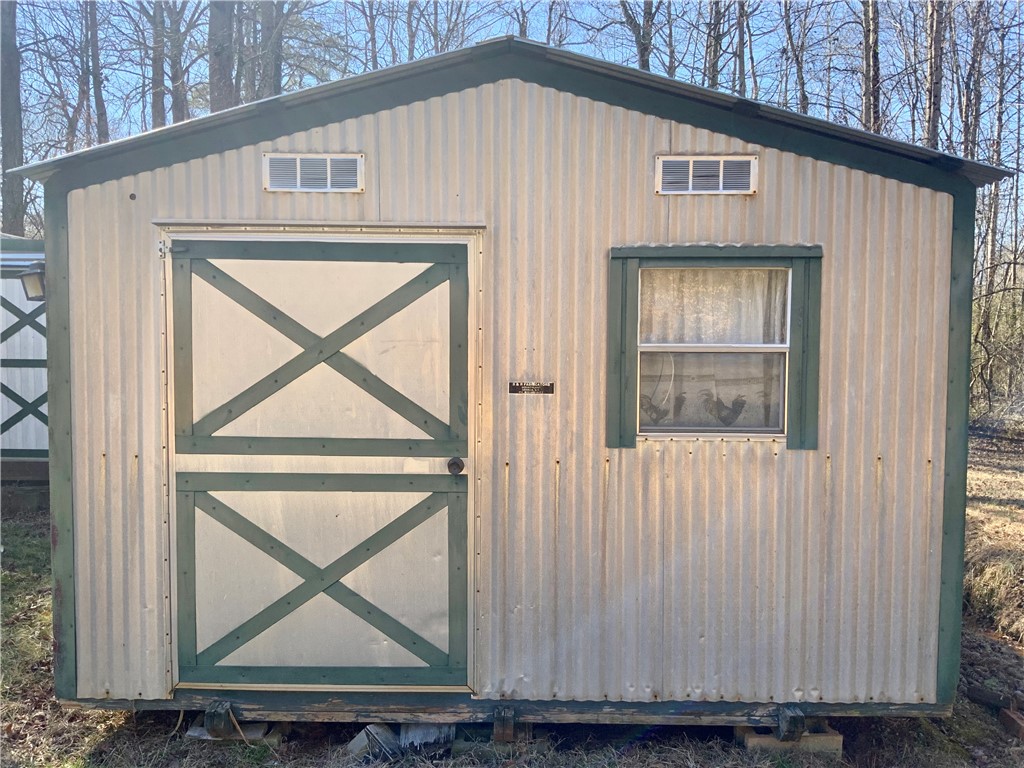 631 Masaw Lane Seneca, SC 29672 - Photo 31 of 32 This structure offers versatile storage or potential for creative conversion.