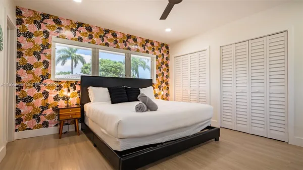 $13,995 | 911 North North Lake Drive, Hollywood, FL 33019