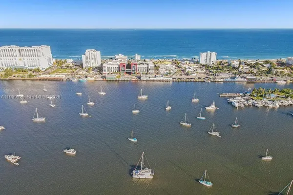 $13,995 | 911 North North Lake Drive, Hollywood, FL 33019