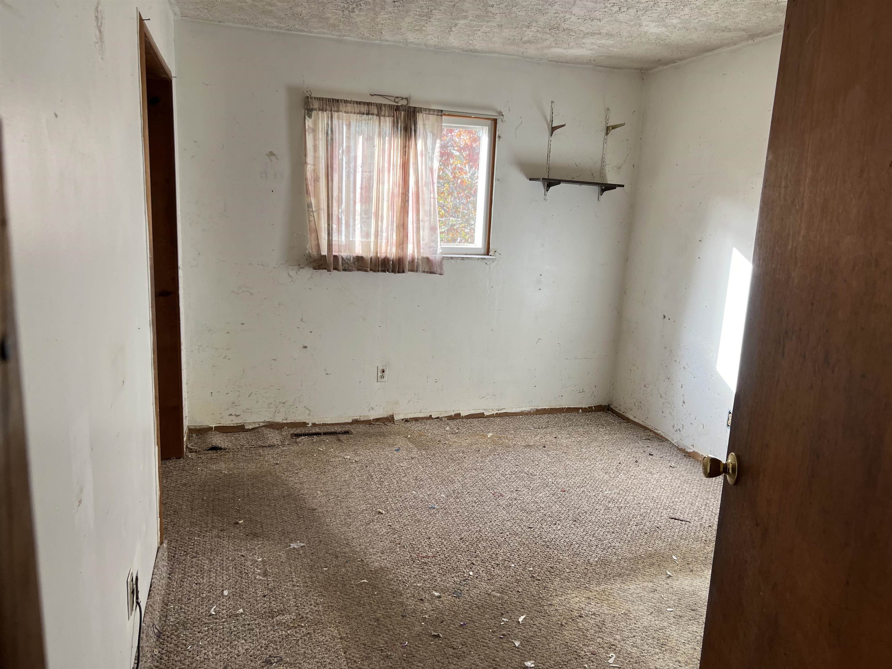 9354 Morrish Road Montrose, MI 48457 - Photo 6 of 16