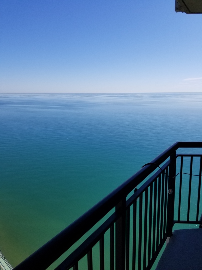 6007 North Sheridan Road, Unit 23D Chicago, IL 60660 - Photo 3 of 22 a view of balcony with ocean