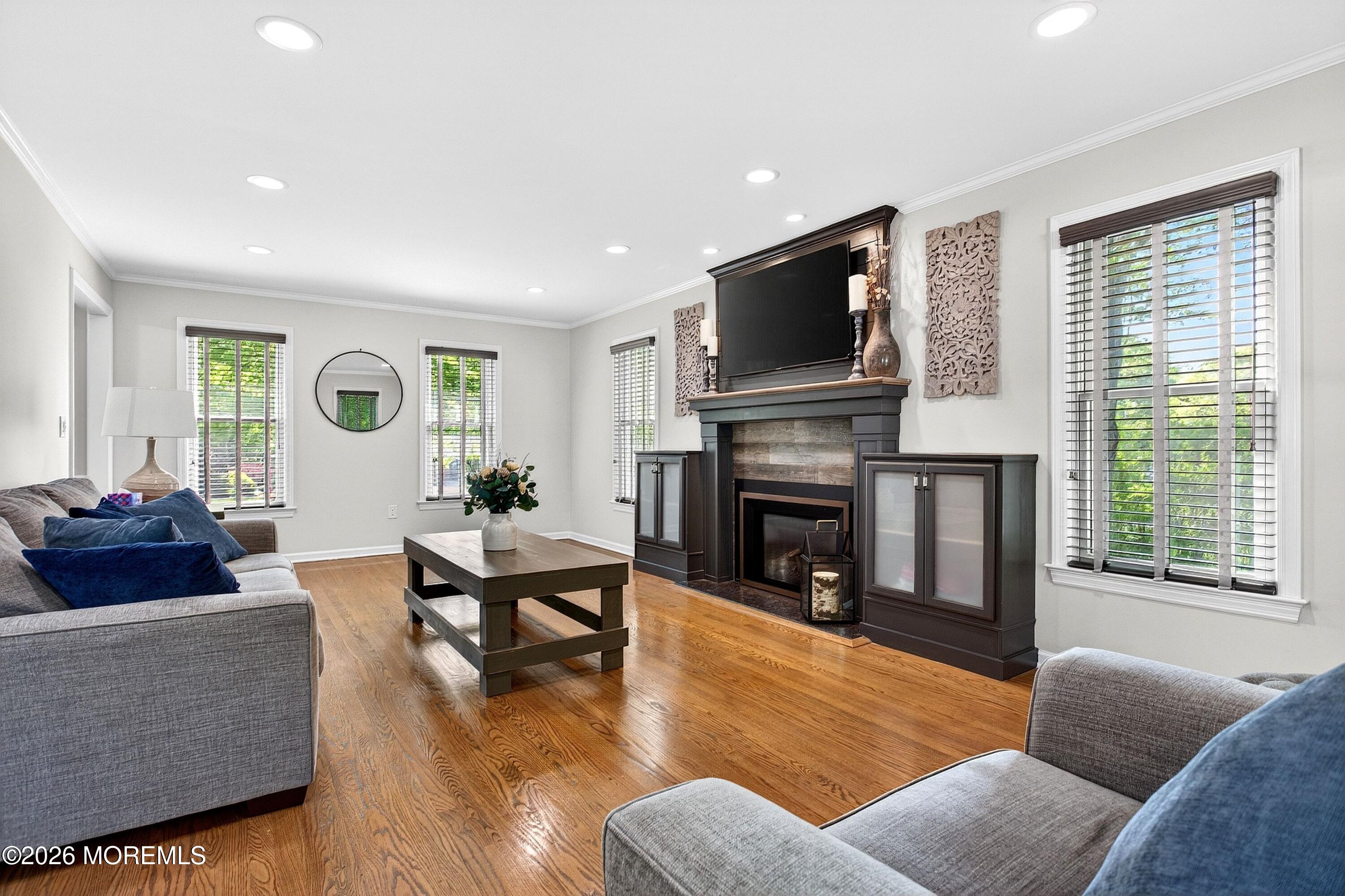 53 Heron Road Middletown, NJ 07748 - Photo 7 of 33 Living Room