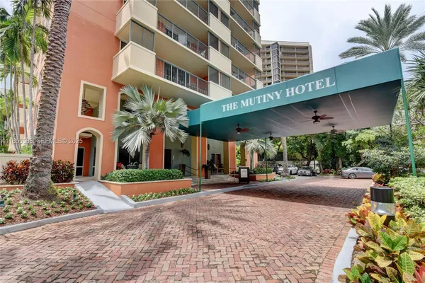 $579,000 | 2951 South Bayshore Drive, Unit 506, Miami, FL 33133