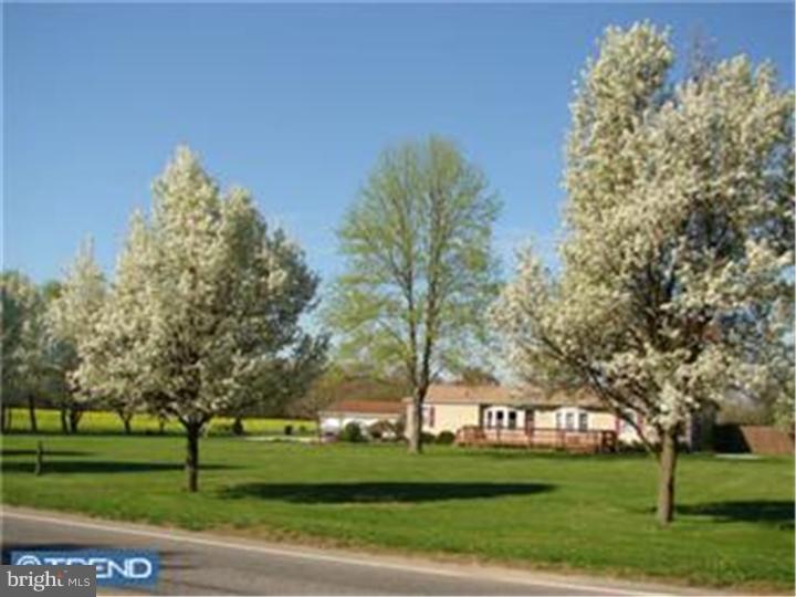 1093 Blue Bell Road Williamstown, NJ 08094 - Photo 2 of 25 Gallery Image 2