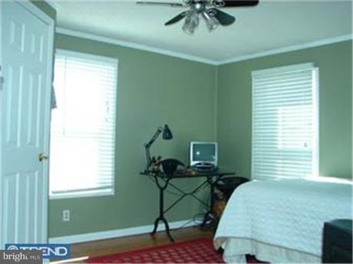 1093 Blue Bell Road Williamstown, NJ 08094 - Photo 13 of 25 Gallery Image 13
