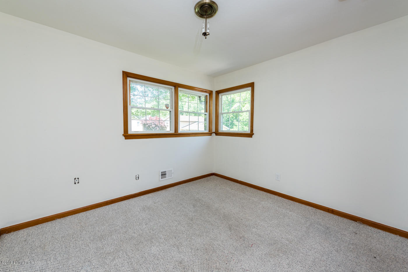 1401 Knight Road Louisville, KY 40214 - Photo 17 of 29 Bedroom 2