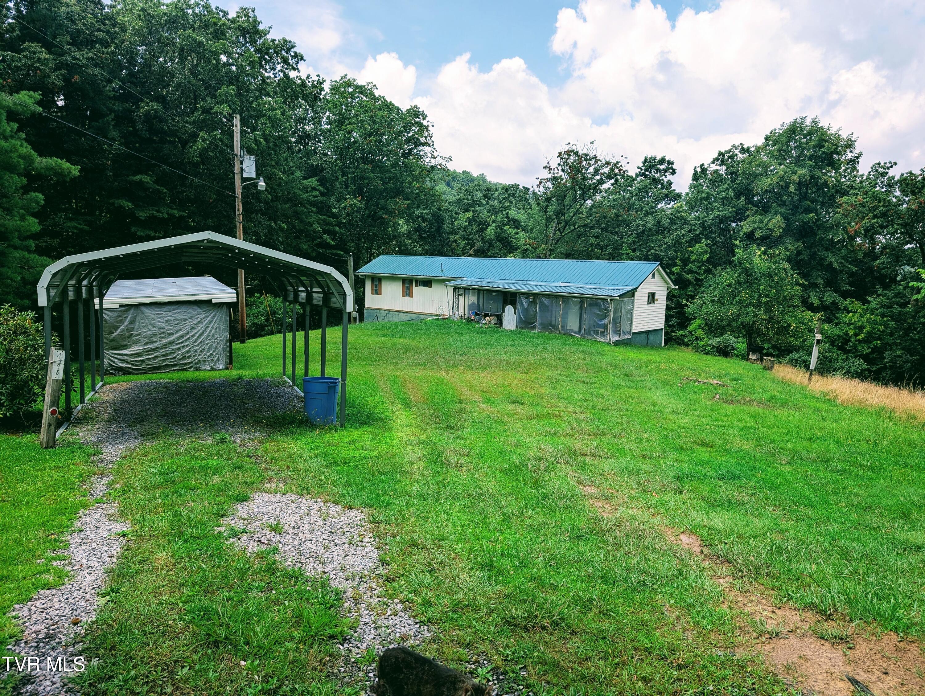 4398 Brushy Ridge Road Nora, VA 24272 - Photo 1 of 28 1000014657