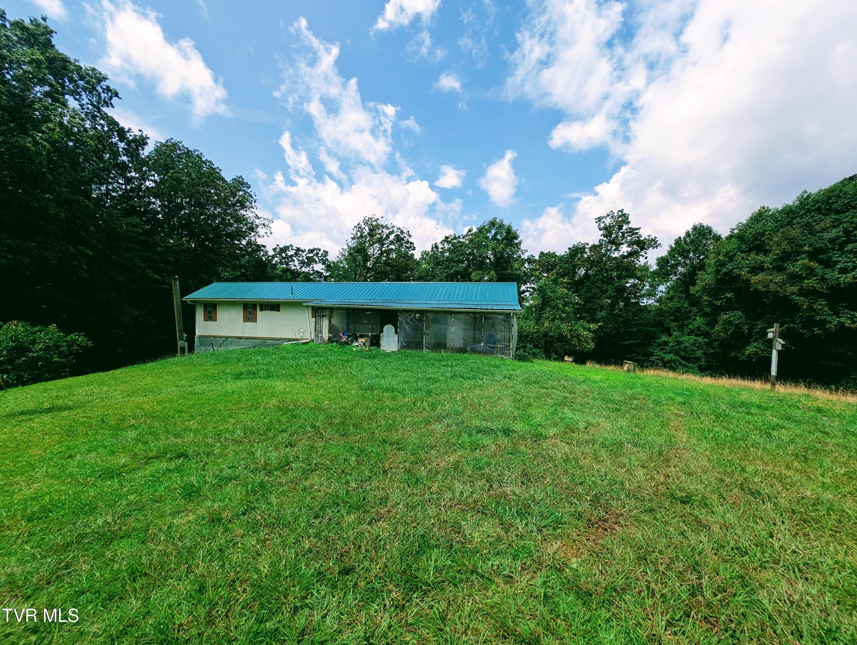 4398 Brushy Ridge Road Nora, VA 24272 - Photo 5 of 28 1000014662