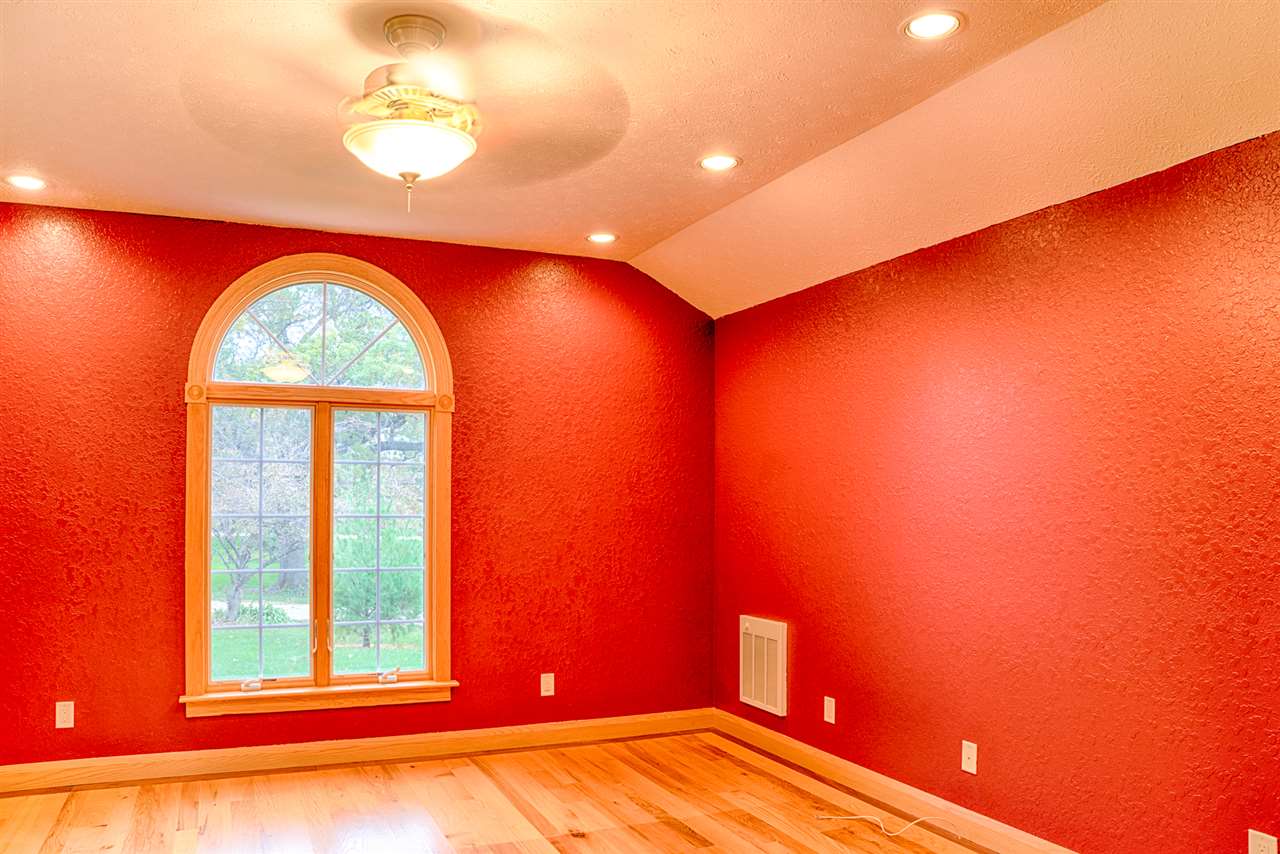 11467 Moate Road Durand, IL 61024 - Photo 9 of 25 Gallery Image 9