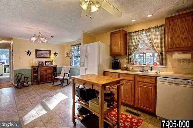 4293 Steltz Road New Freedom, PA 17349 - Photo 5 of 24
