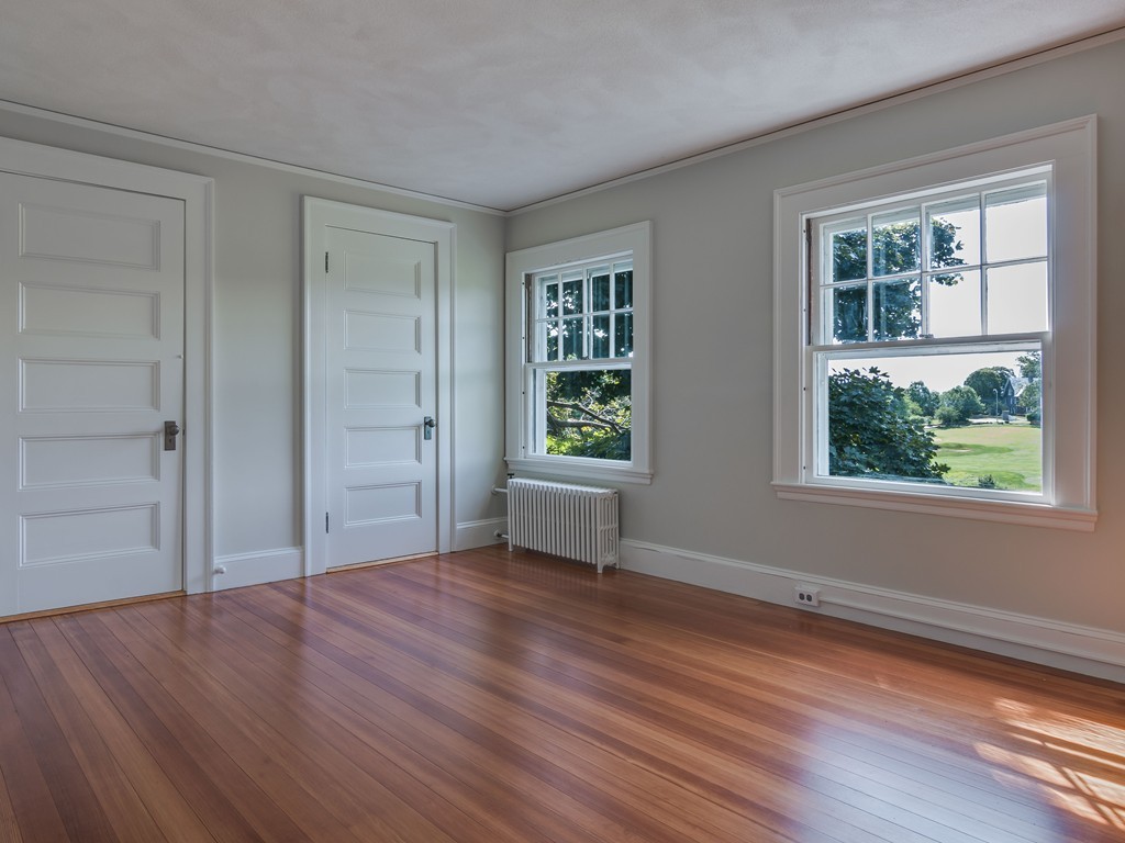 24 Beach Road Gloucester, MA 01930 - Photo 23 of 29
