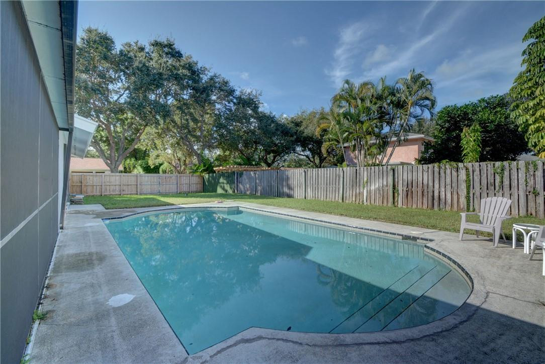 3049 Northwest 25th Terrace Boca Raton, FL 33434 - Photo 31 of 41 Photo 32