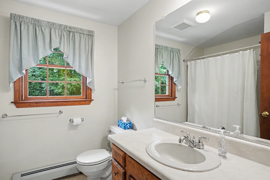 5 Ohio Road Tyngsborough, MA 01879 - Photo 25 of 34 Gallery Image 25