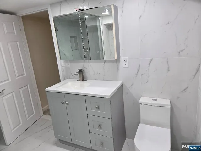 $3,950 | 316 Harold Avenue, Leonia, NJ 07605