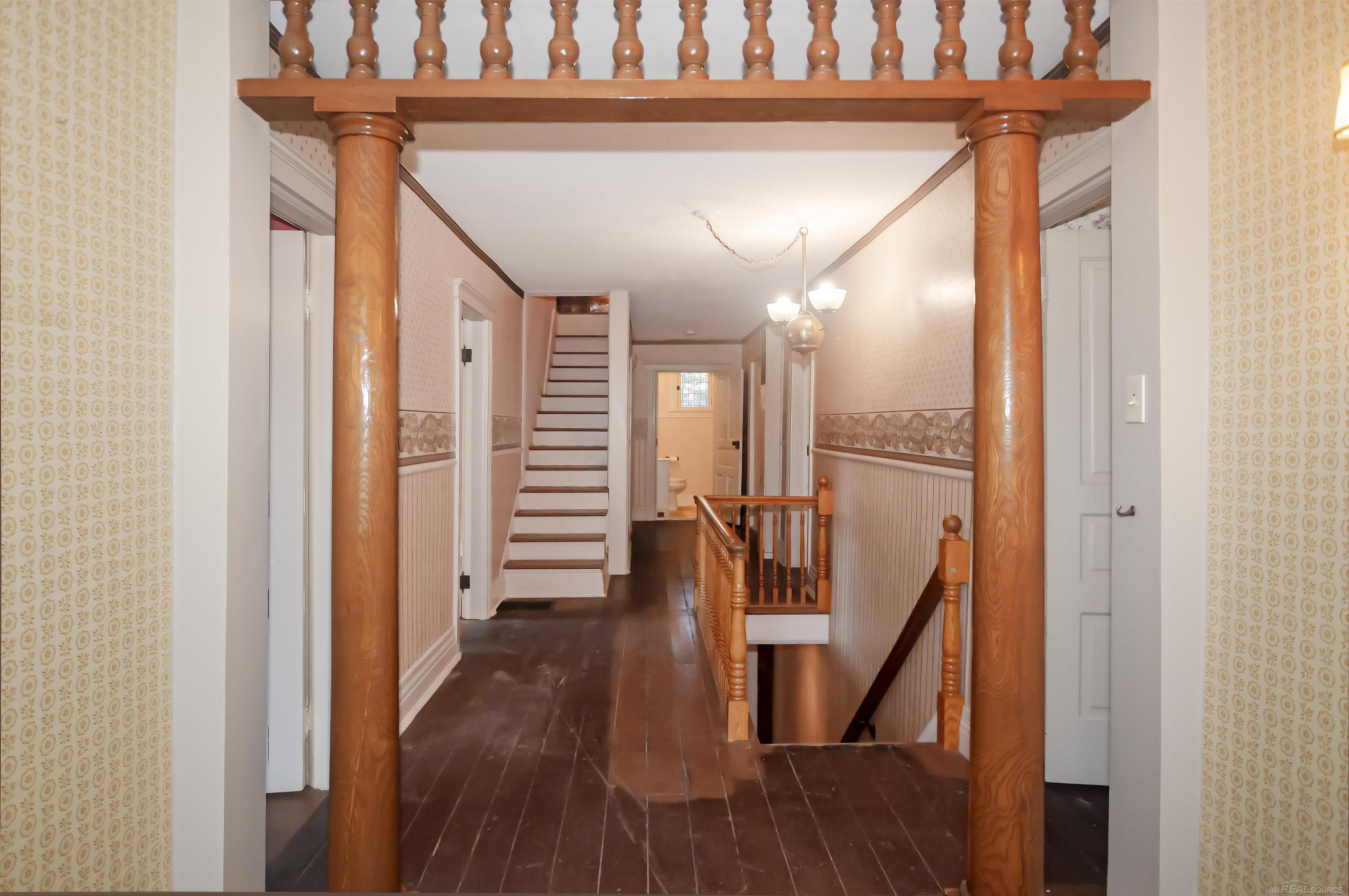 194 Moross Road Grosse Pointe, MI 48236 - Photo 40 of 64 50218137-fe9b8cc4-aaa3-4e7f-8c74-f29fa65c4cd5.JPG