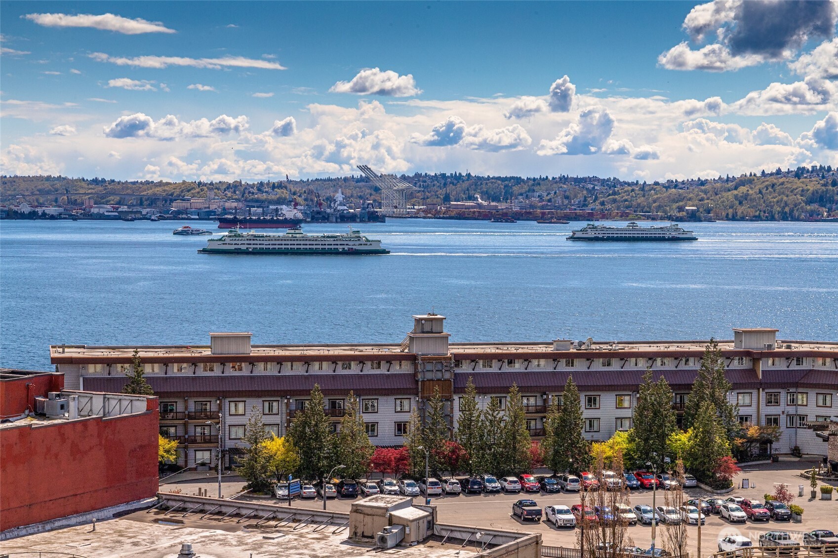 2607 Western Avenue, Unit 452 Seattle, WA 98121 - Photo 18 of 26 a view of a water fountain and an ocean view