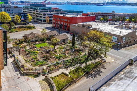 $415,000 | 2607 Western Avenue, Unit 452, Seattle, WA 98121