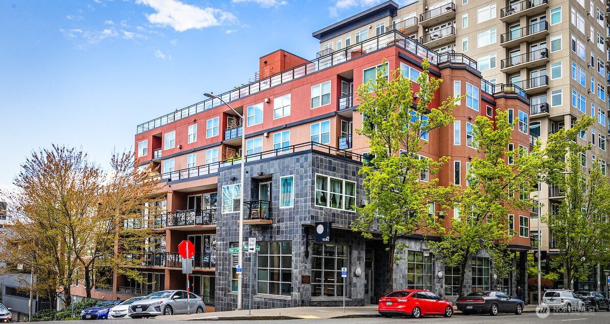 2607 Western Avenue, Unit 452 Seattle, WA 98121 - Photo 23 of 25