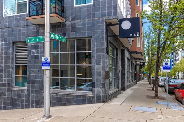 $405,000 | 2607 Western Avenue, Unit 452, Seattle, WA 98121