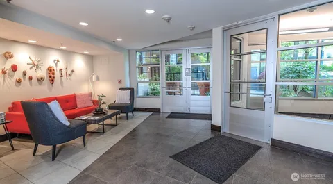 $415,000 | 2607 Western Avenue, Unit 452, Seattle, WA 98121