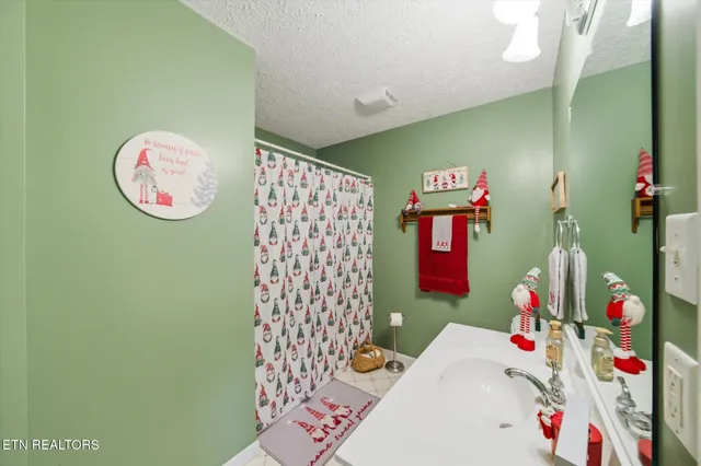 $499,900 | 411 Meadow Breeze Road, Corryton, TN 37721