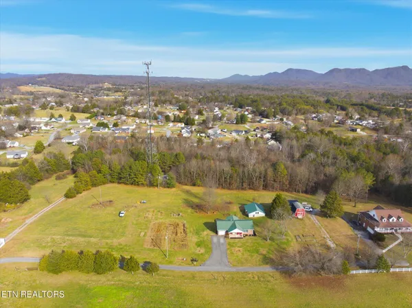 $499,900 | 411 Meadow Breeze Road, Corryton, TN 37721