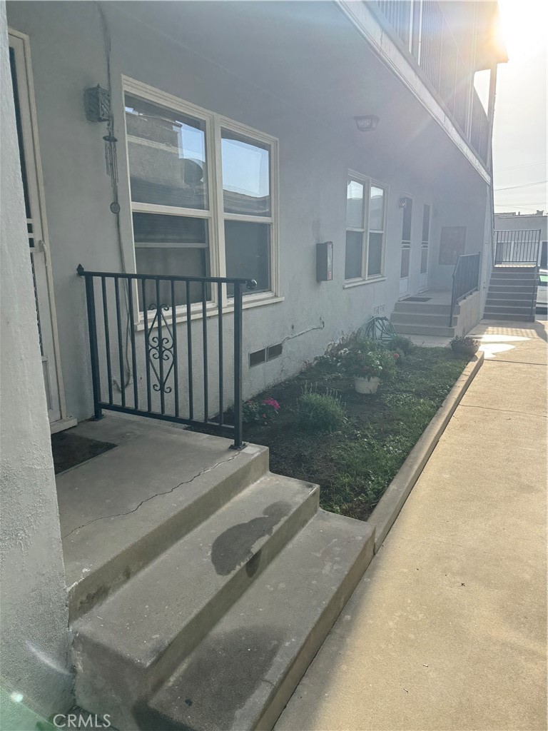 41 Roswell Avenue Long Beach, CA 90803 - Photo 5 of 5