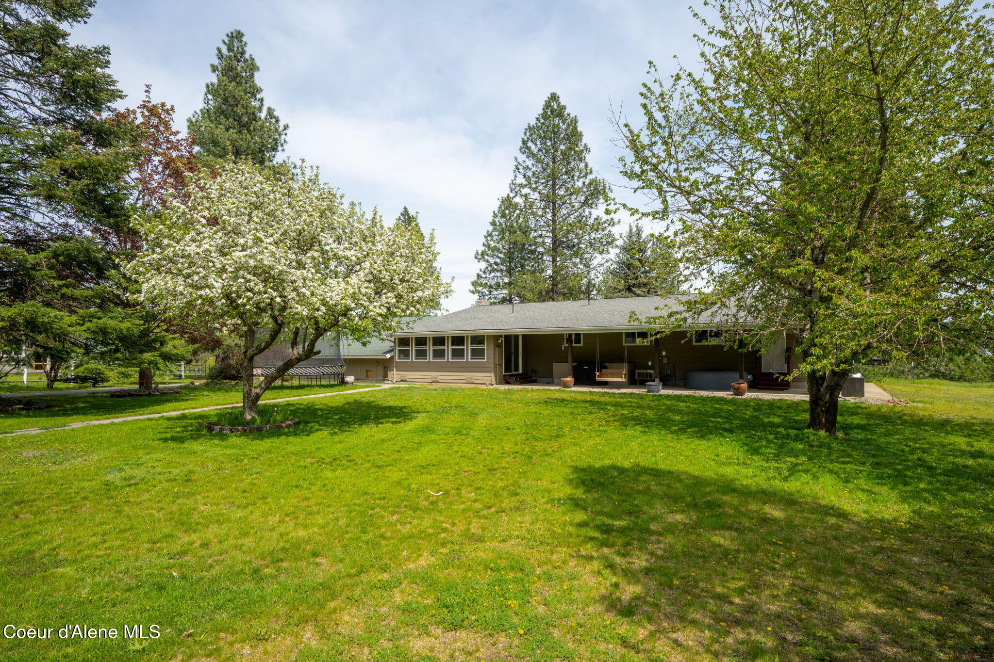 2087 East Glacier Road Hayden, ID 83835 - Photo 58 of 82 Backyard