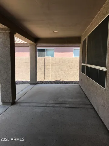 a view of empty room with window