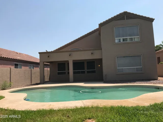a house view with a outdoor space