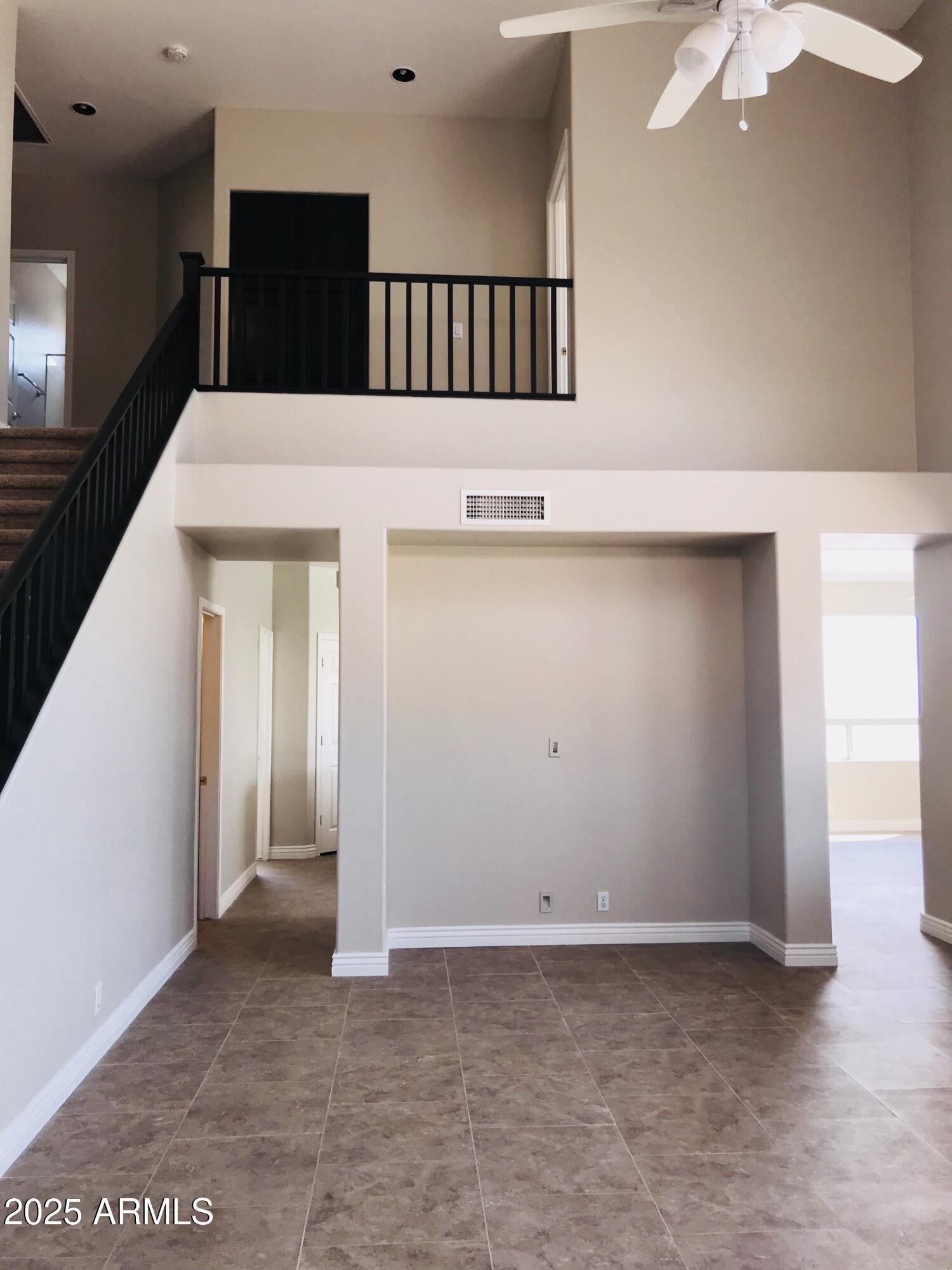 3670 South Heath Way Chandler, AZ 85248 - Photo 5 of 29 a view of a hallway with entryway