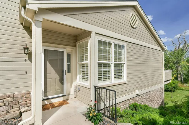 $620,000 | 299 West Jamison Circle, Unit 4, Littleton, CO 80120