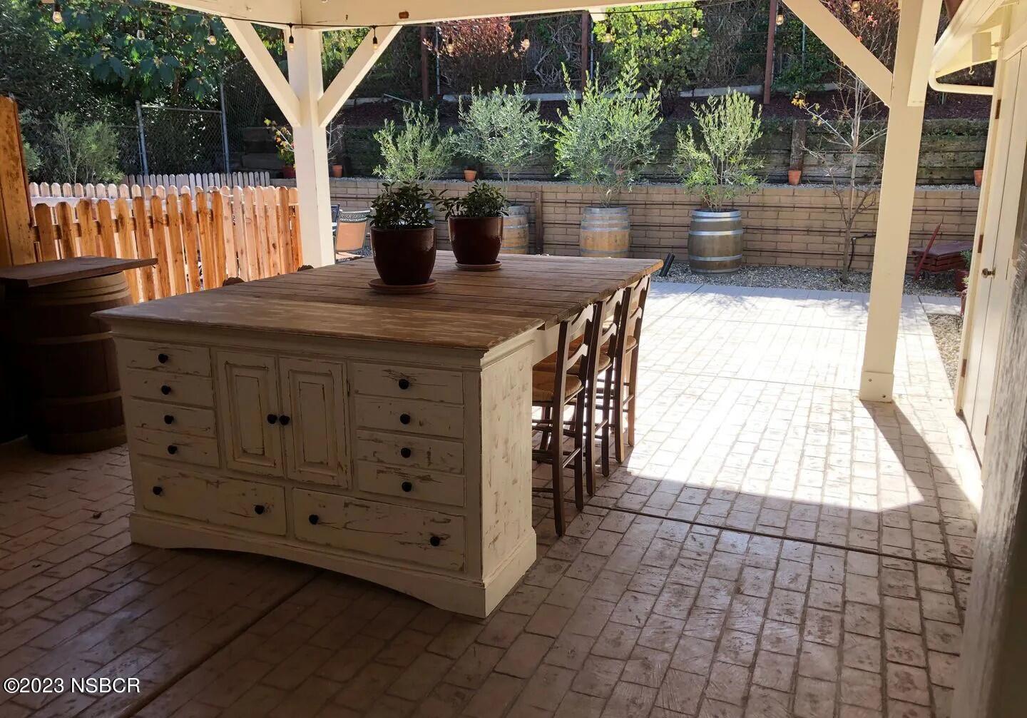 832 Clemens Way Lompoc, CA 93436 - Photo 26 of 30 832 Clemens Way back patio (2)